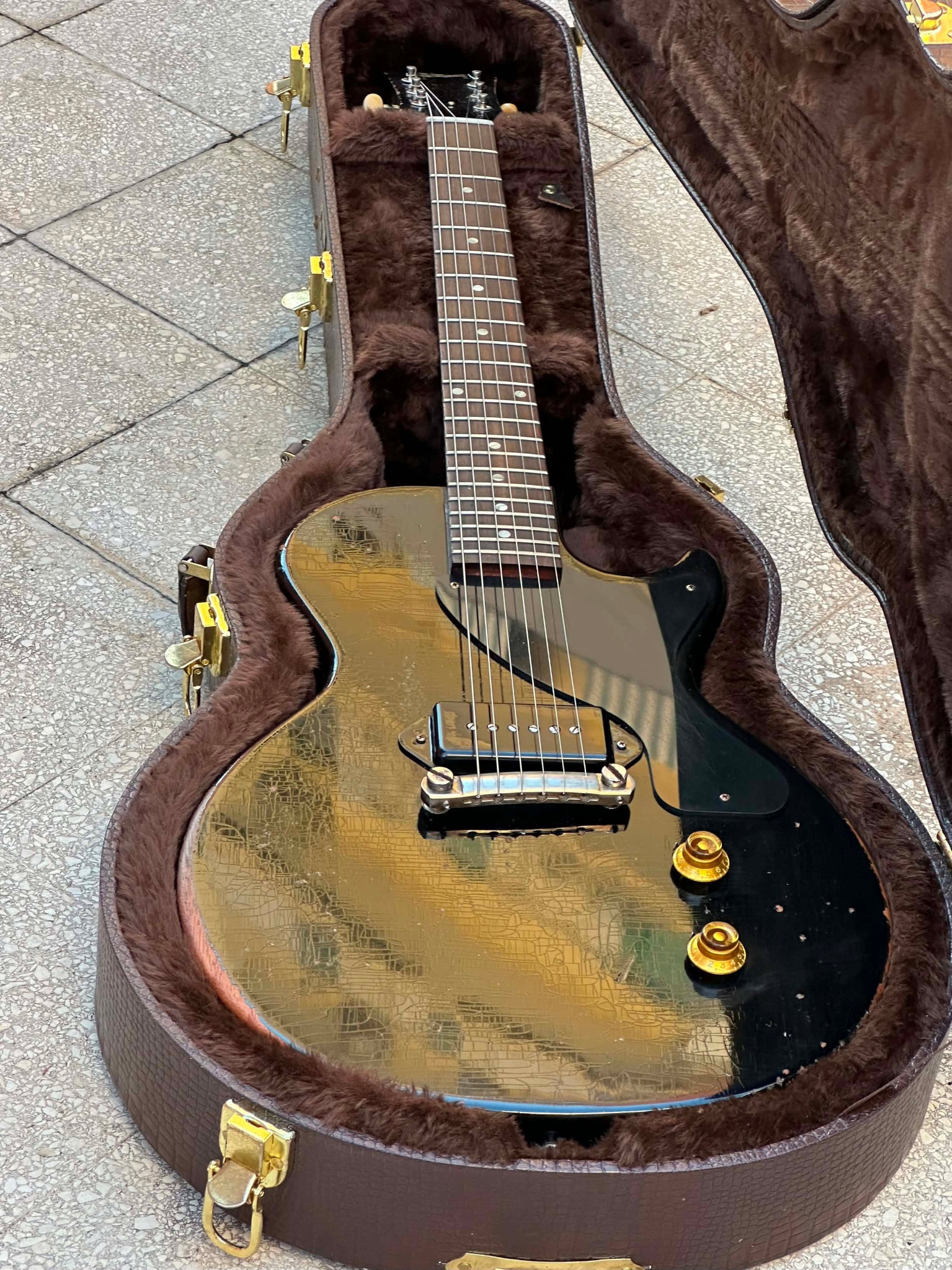 Additional view of the Gibson 1957 Les Paul Junior Reissue, photo 5